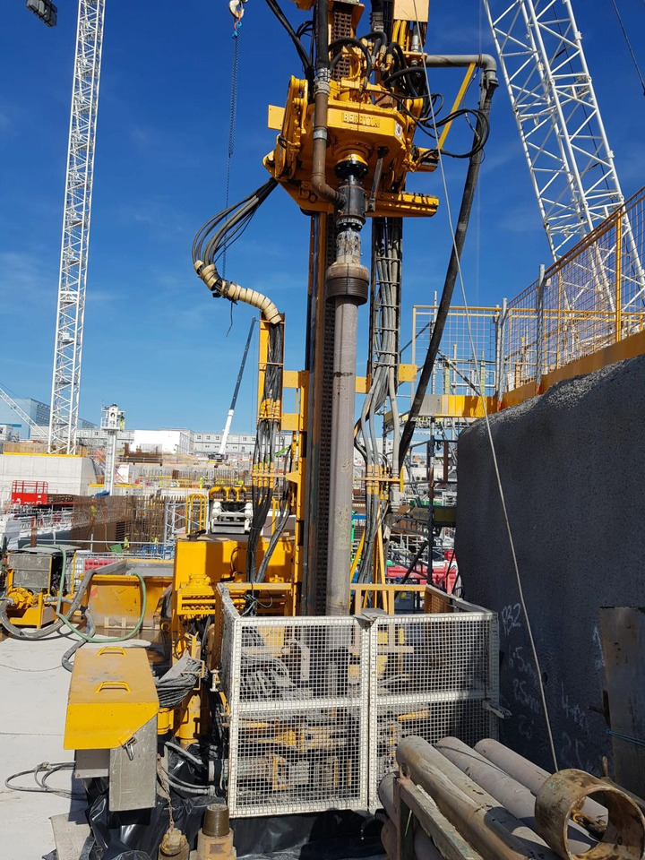 Beretta T152 - Γεωτρύπανο: φωτογραφία 5 Beretta T152 - Γεωτρύπανο: φωτογραφία 5