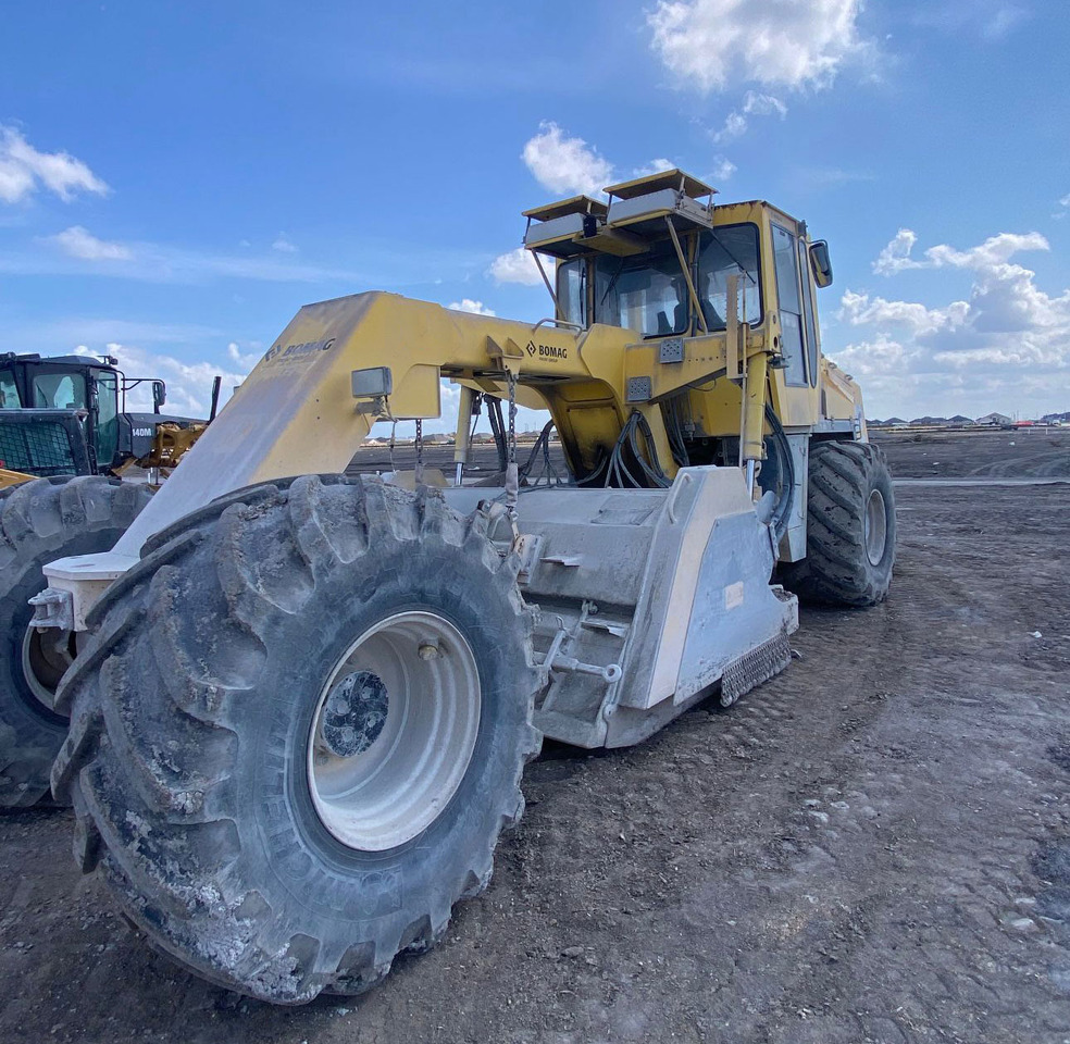 Bomag MPH 122-2 - Σταθεροποιητή εδάφους: φωτογραφία 1 Bomag MPH 122-2 - Σταθεροποιητή εδάφους: φωτογραφία 1