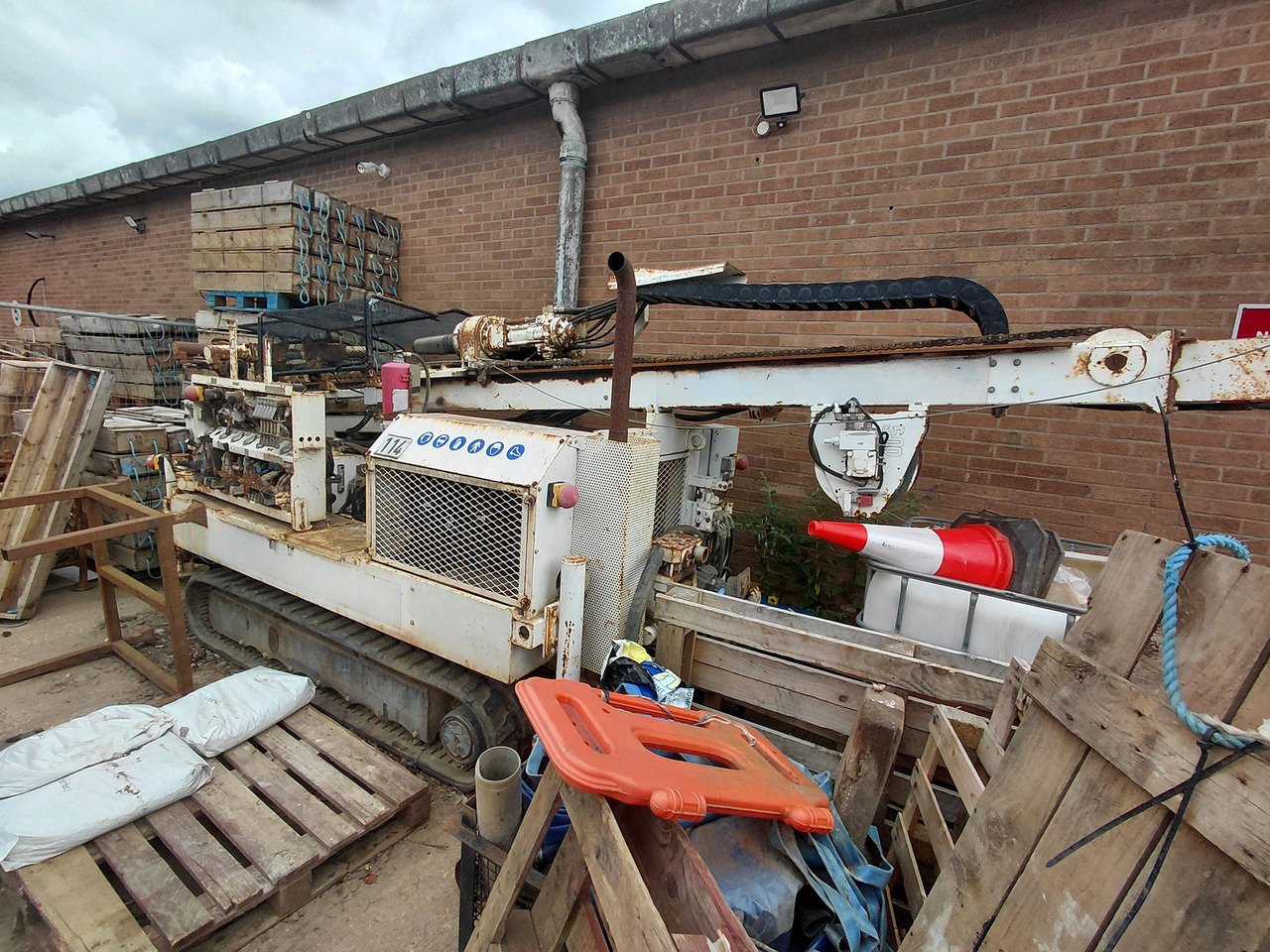 Geotec TB350 - Γεωτρύπανο: φωτογραφία 3 Geotec TB350 - Γεωτρύπανο: φωτογραφία 3