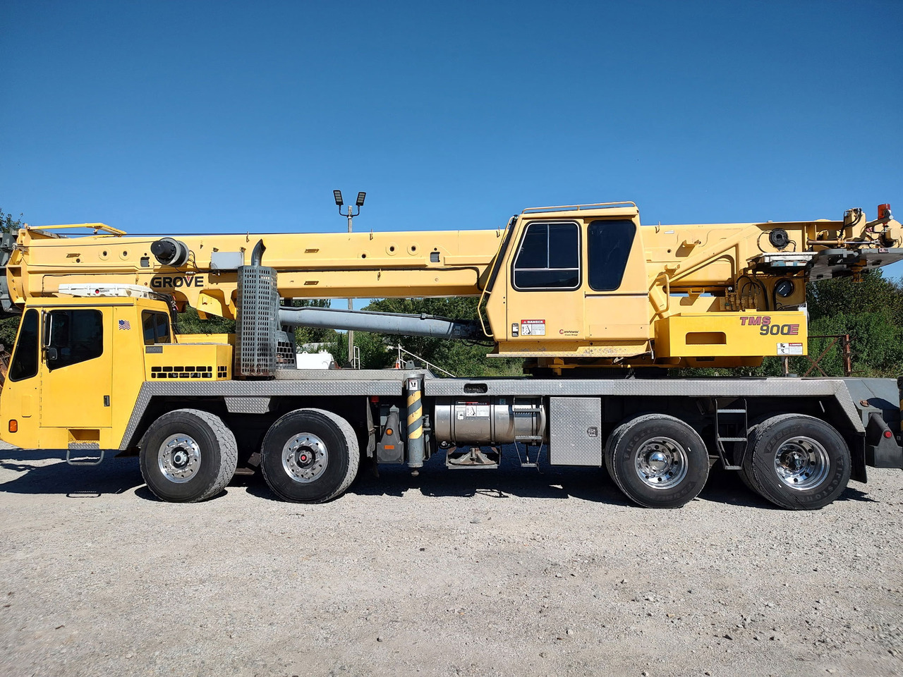 Grove TMS900E - Τηλεσκοπικός γερανός: φωτογραφία 1 Grove TMS900E - Τηλεσκοπικός γερανός: φωτογραφία 1