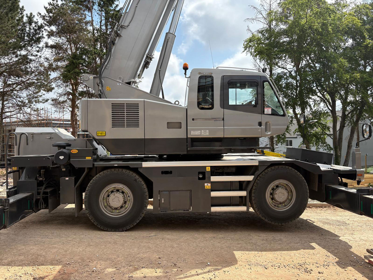 Kato CR-350Ri - Τηλεσκοπικός γερανός: φωτογραφία 1 Kato CR-350Ri - Τηλεσκοπικός γερανός: φωτογραφία 1