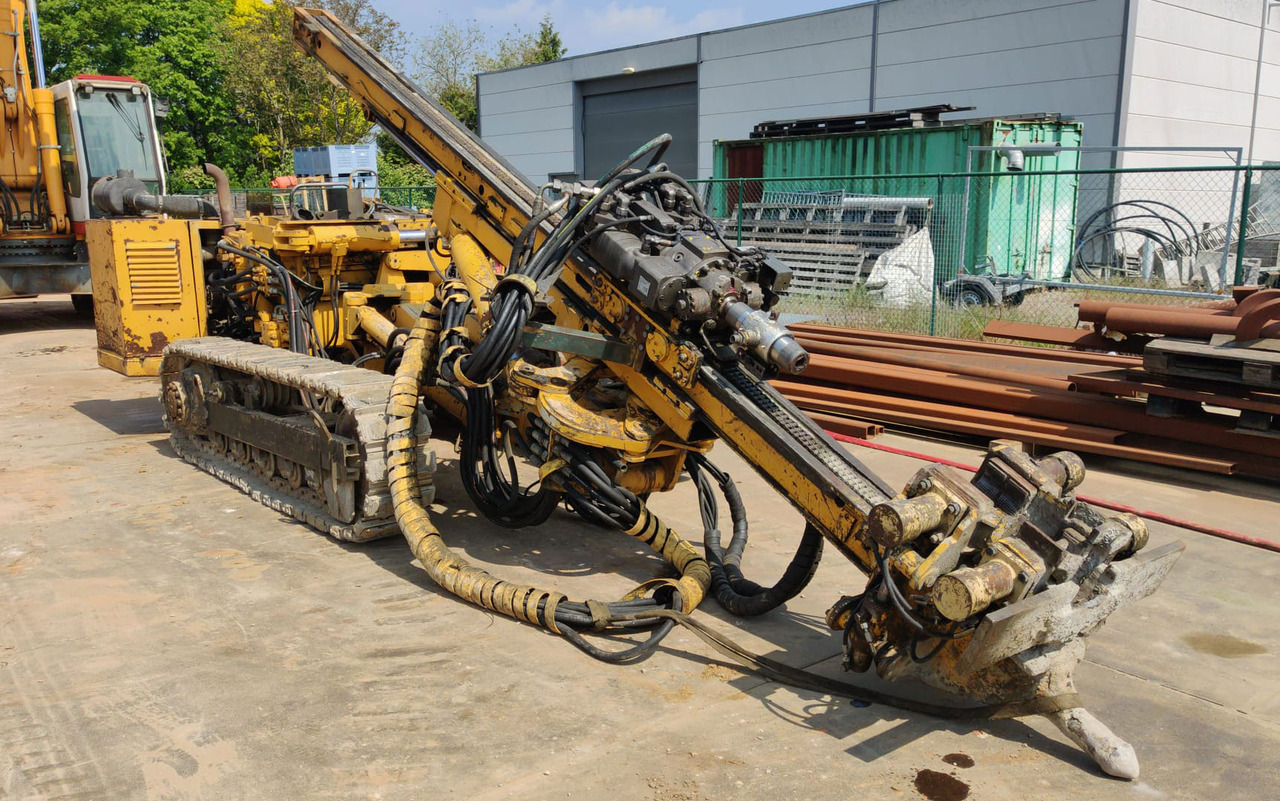 Klemm KR 806-D - Πασσαλοπήκτης: φωτογραφία 2 Klemm KR 806-D - Πασσαλοπήκτης: φωτογραφία 2