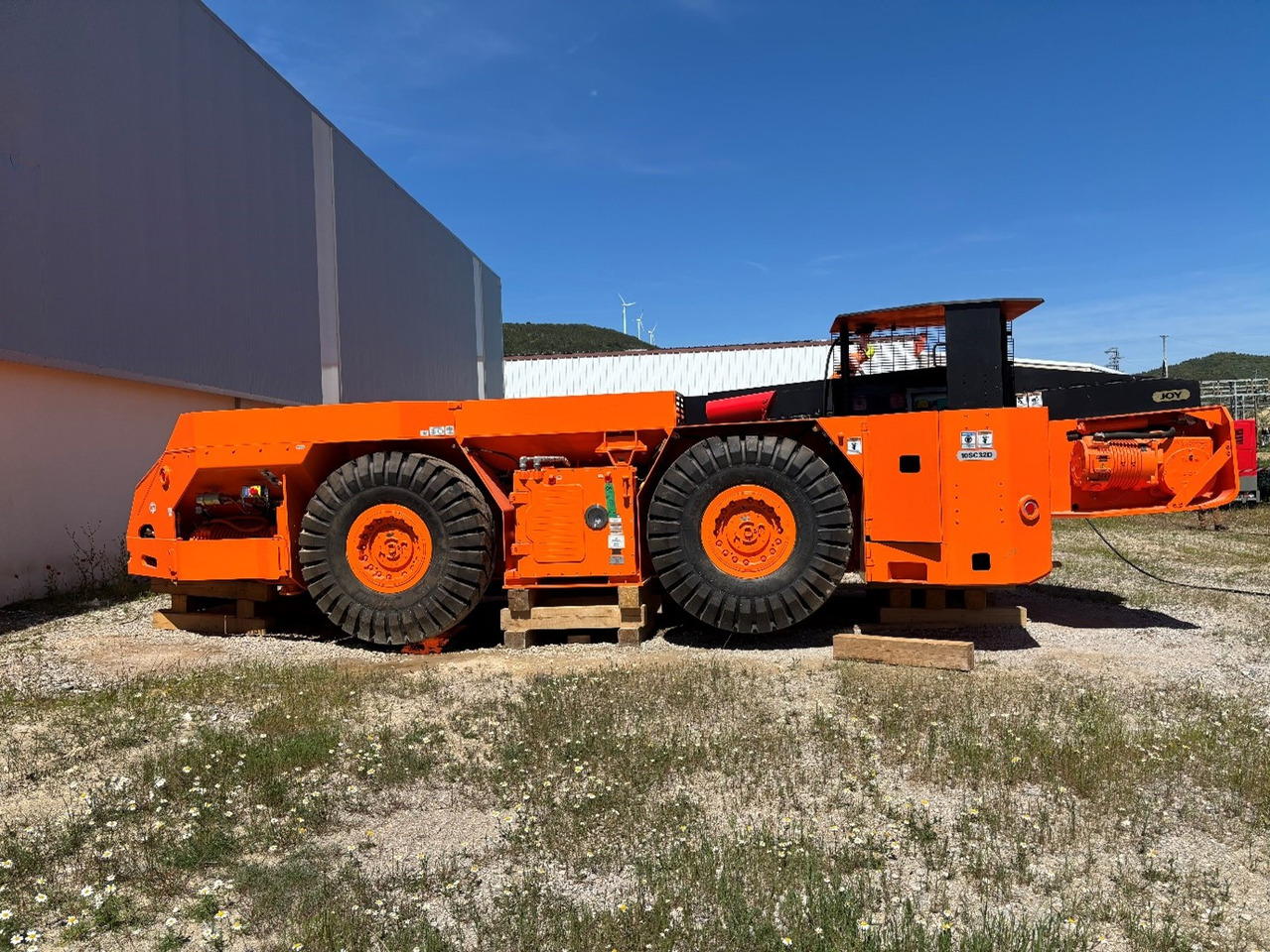 Komatsu 10SC32-48D-5 - Μηχάνημα διάνοιξης σηράγγων, Ανατρεπόμενο όχημα: φωτογραφία 2 Komatsu 10SC32-48D-5 - Μηχάνημα διάνοιξης σηράγγων, Ανατρεπόμενο όχημα: φωτογραφία 2