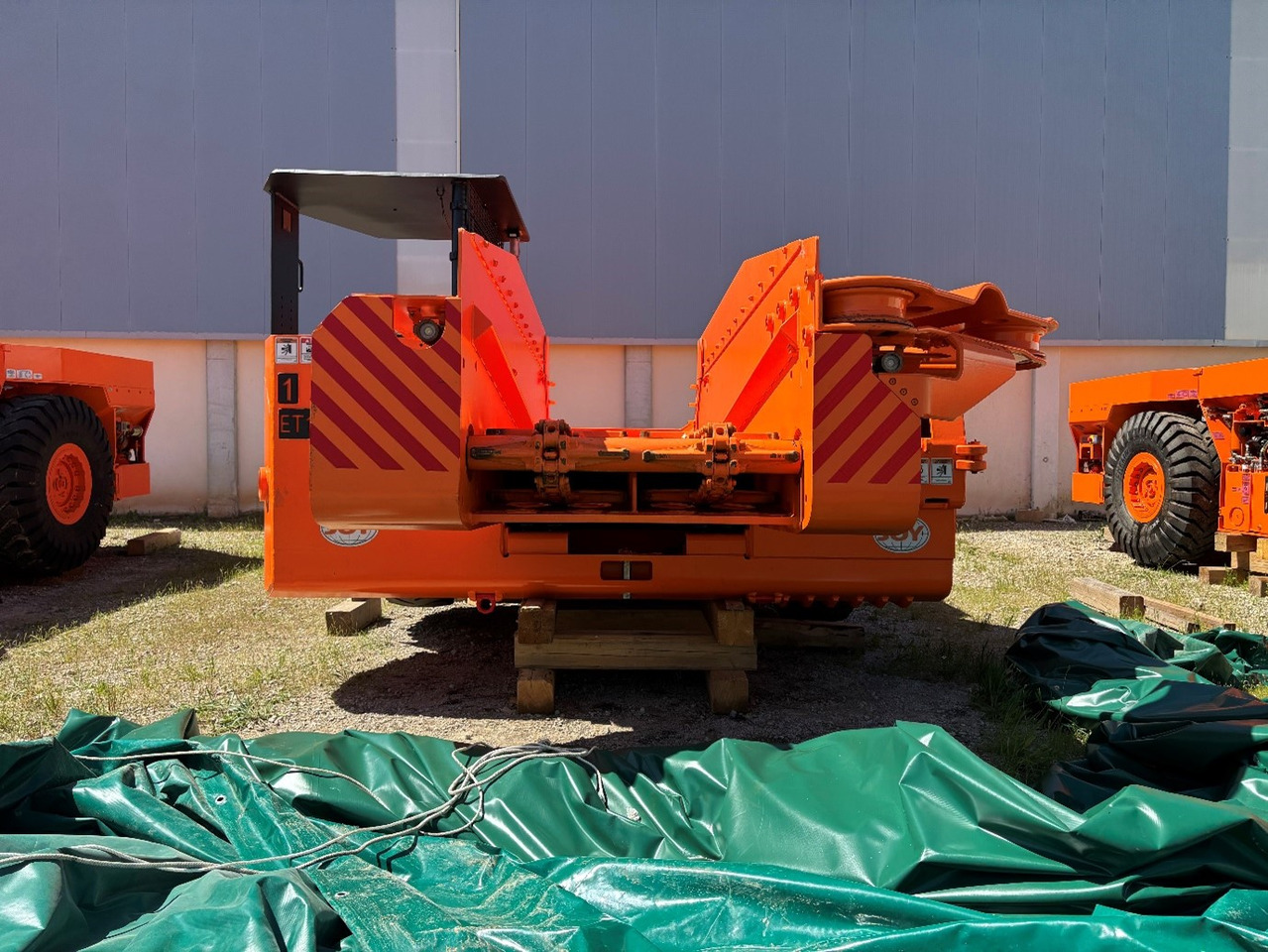 Komatsu 10SC32-48D-5 - Μηχάνημα διάνοιξης σηράγγων, Ανατρεπόμενο όχημα: φωτογραφία 5 Komatsu 10SC32-48D-5 - Μηχάνημα διάνοιξης σηράγγων, Ανατρεπόμενο όχημα: φωτογραφία 5