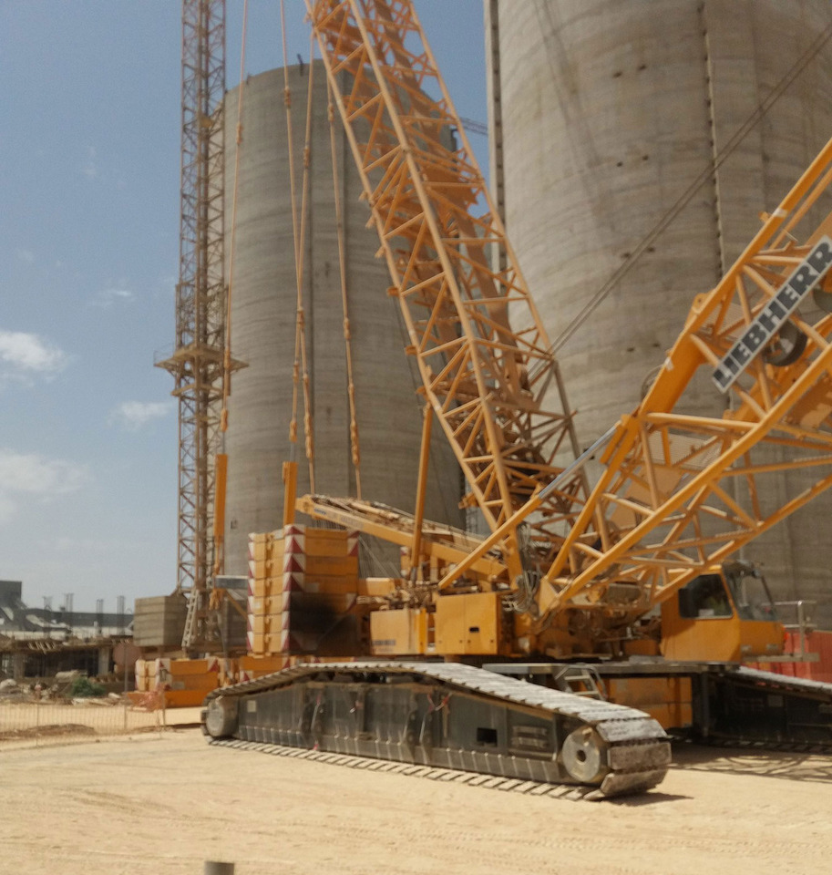 Liebherr LR 1400-2 - Ερπυστριοφόρος γερανός: φωτογραφία 1 Liebherr LR 1400-2 - Ερπυστριοφόρος γερανός: φωτογραφία 1