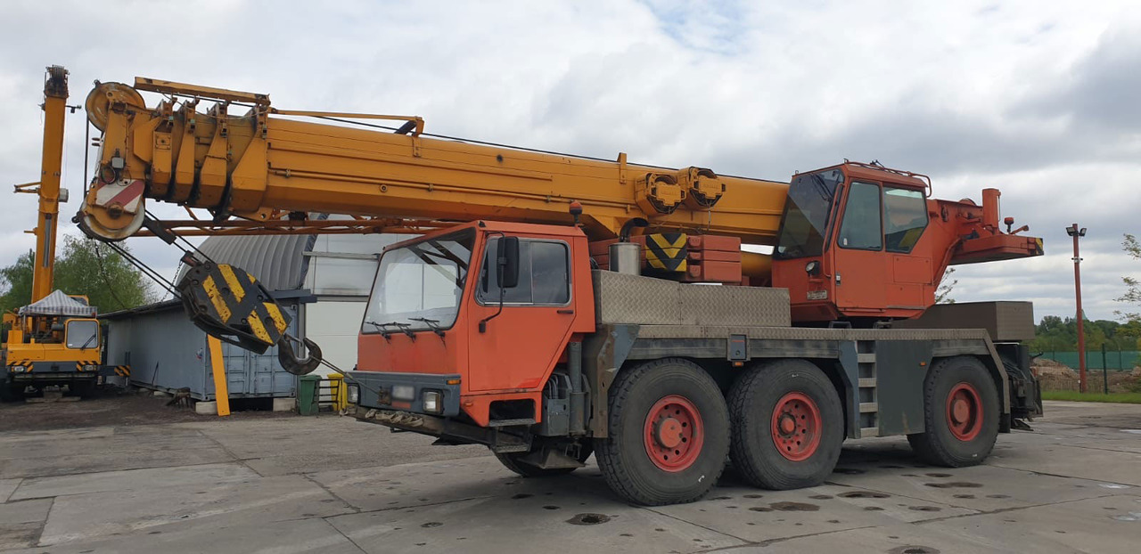 Liebherr LTM 1050-1 - Τηλεσκοπικός γερανός: φωτογραφία 1 Liebherr LTM 1050-1 - Τηλεσκοπικός γερανός: φωτογραφία 1