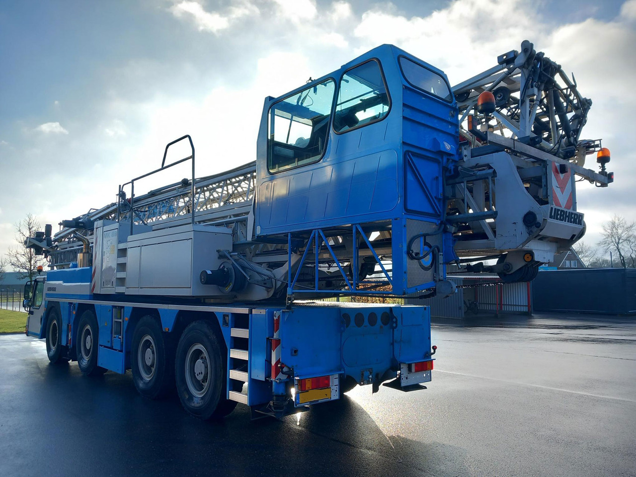 Liebherr MK 88 - Τηλεσκοπικός γερανός: φωτογραφία 3 Liebherr MK 88 - Τηλεσκοπικός γερανός: φωτογραφία 3