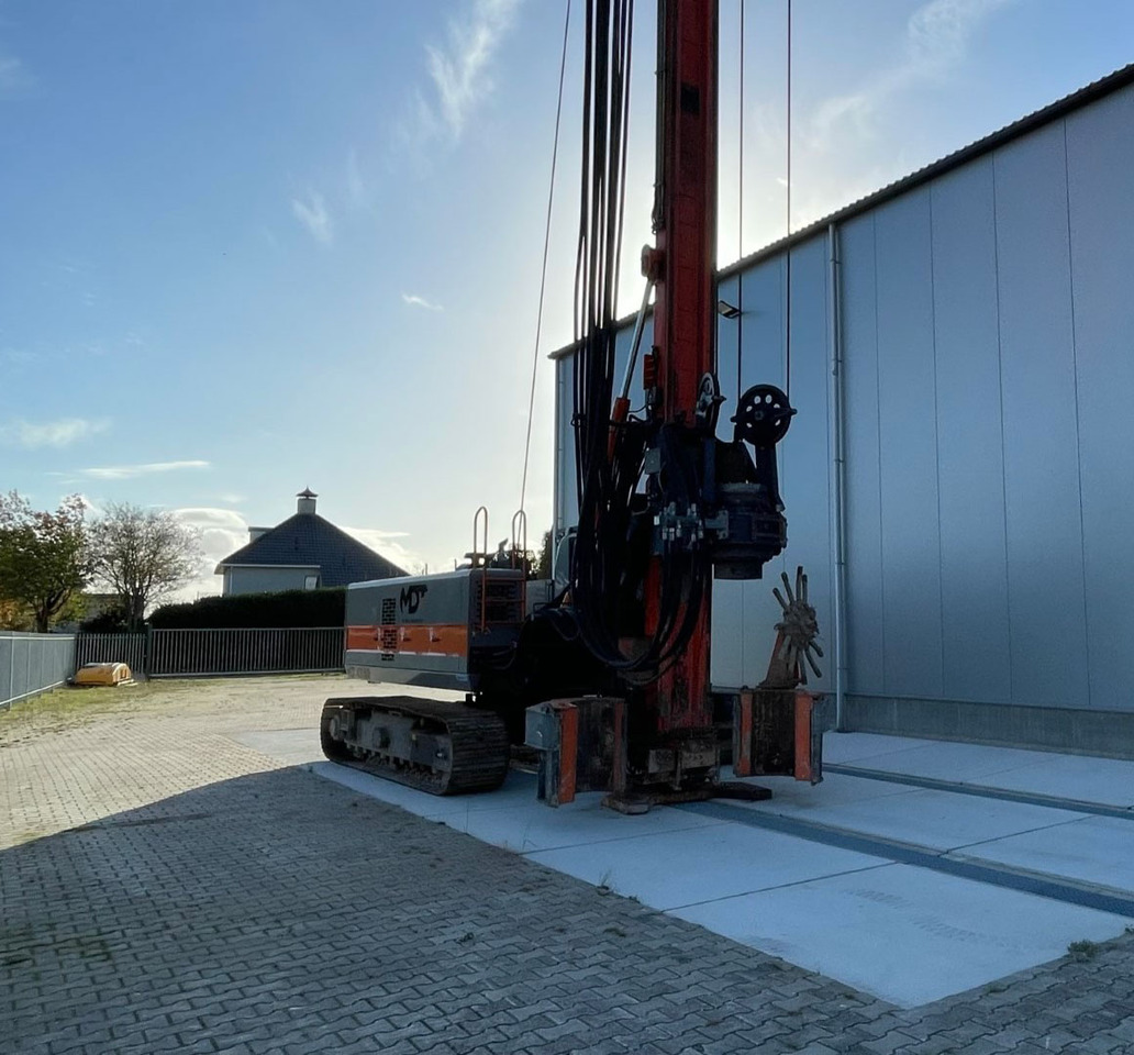 MDT 400BP - Πασσαλοπήκτης: φωτογραφία 4 MDT 400BP - Πασσαλοπήκτης: φωτογραφία 4