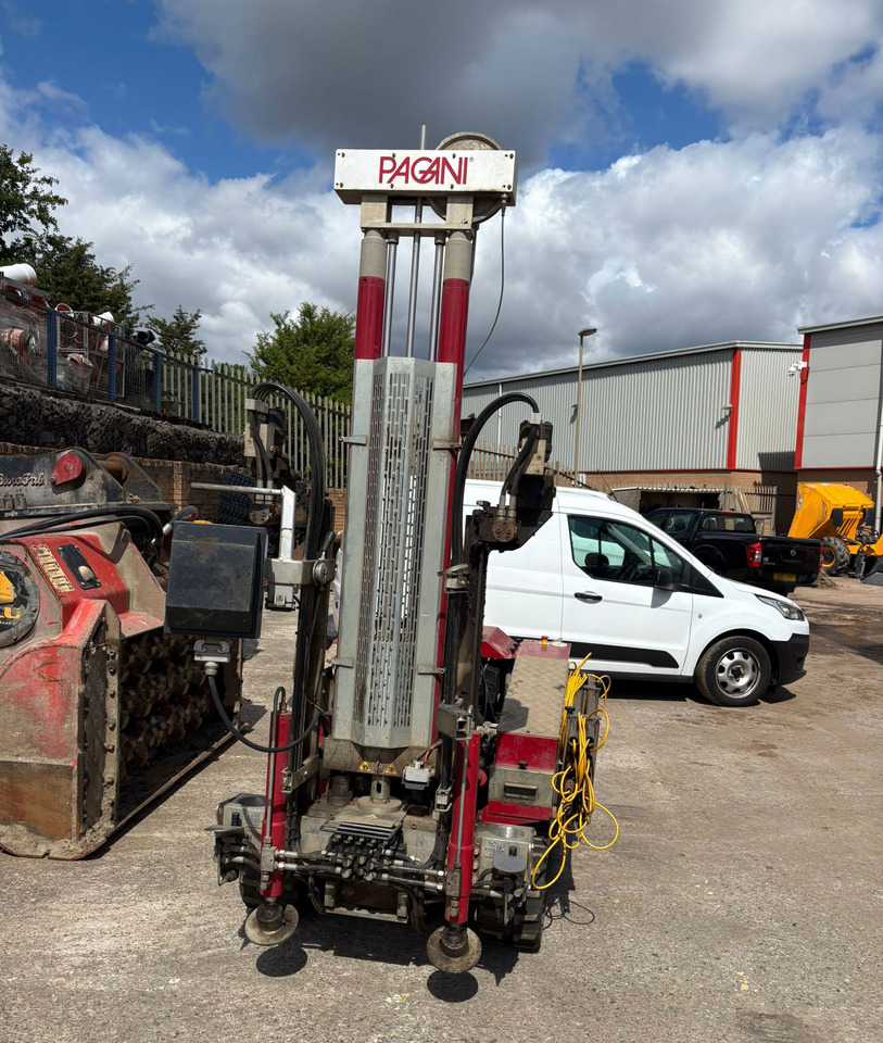Pagani TG 63-150 - Μηχάνημα διάτρησης: φωτογραφία 5 Pagani TG 63-150 - Μηχάνημα διάτρησης: φωτογραφία 5