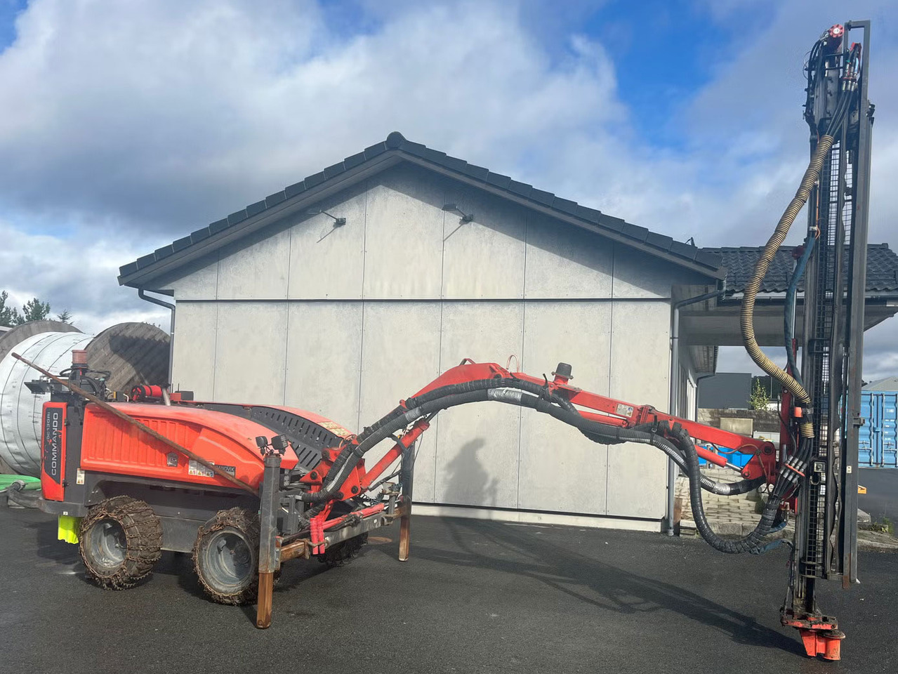 Sandvik Commando DC130Ri - Μηχάνημα διάτρησης: φωτογραφία 1 Sandvik Commando DC130Ri - Μηχάνημα διάτρησης: φωτογραφία 1