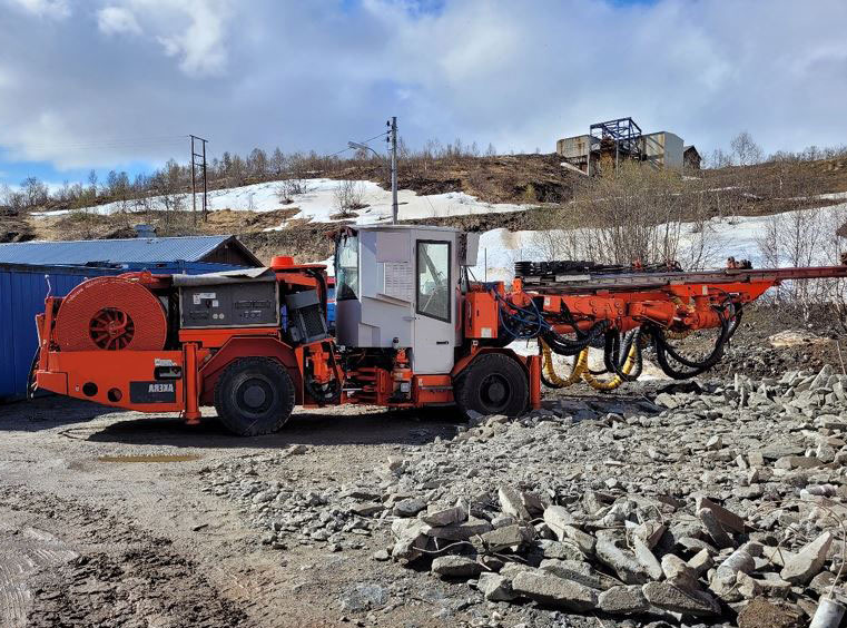 Sandvik DD420-S60C - Μηχάνημα διάτρησης οριζόντιος: φωτογραφία 2 Sandvik DD420-S60C - Μηχάνημα διάτρησης οριζόντιος: φωτογραφία 2