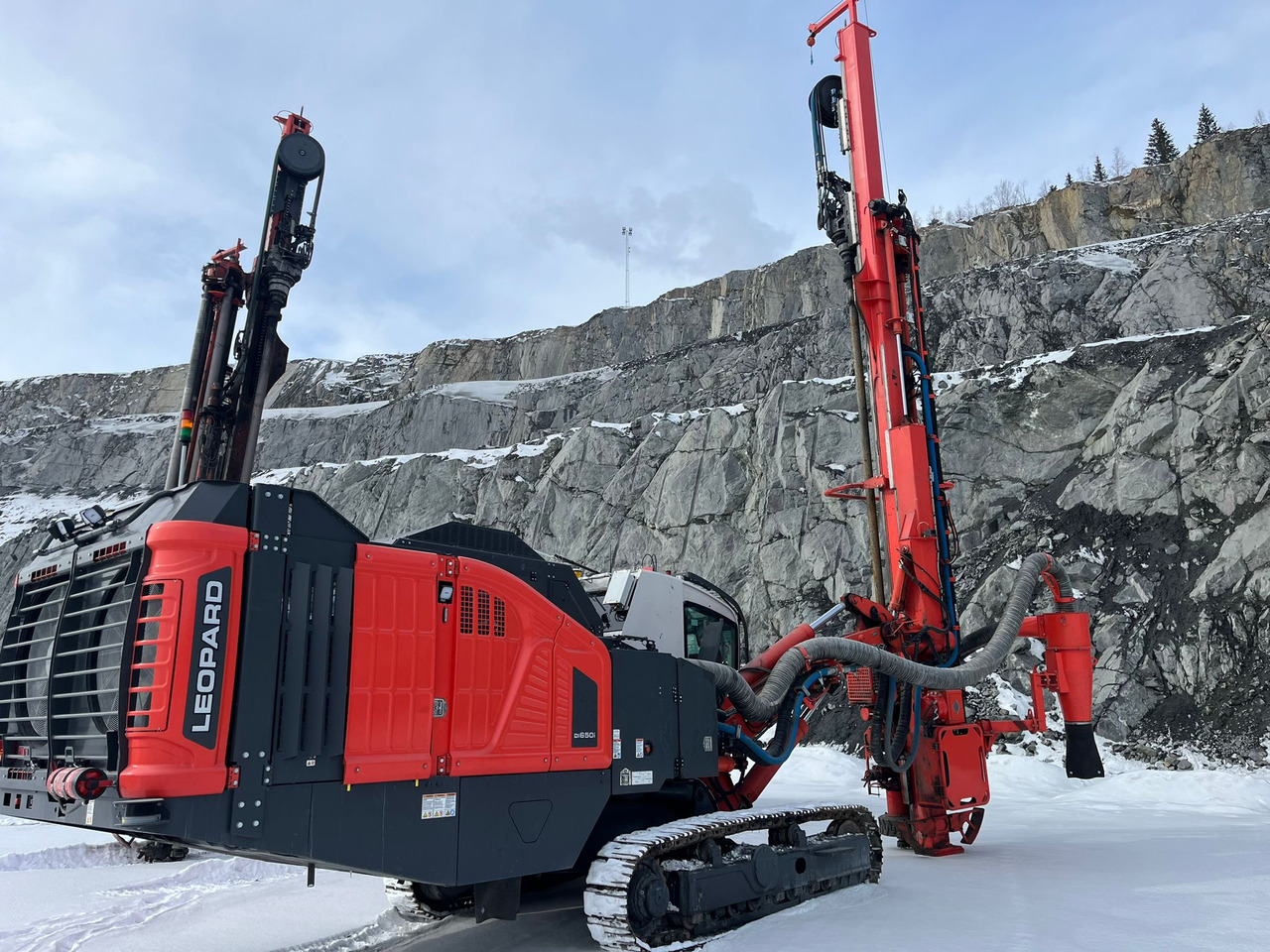 Γεωτρύπανο Sandvik DI650i: φωτογραφία 1