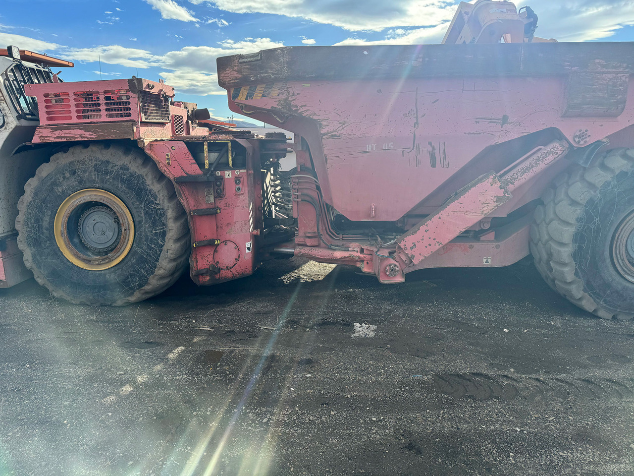 Sandvik TH430 - Μηχάνημα ορυχείων: φωτογραφία 4 Sandvik TH430 - Μηχάνημα ορυχείων: φωτογραφία 4