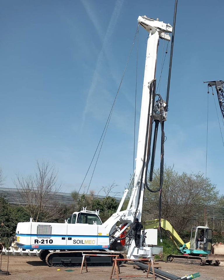 Soilmec R-210 - Πασσαλοπήκτης: φωτογραφία 2 Soilmec R-210 - Πασσαλοπήκτης: φωτογραφία 2