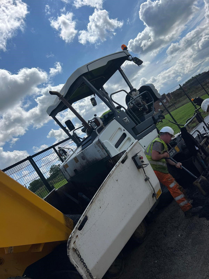 Vogele Super 1303-3i - Διαστρωτήρας ασφάλτου: φωτογραφία 3 Vogele Super 1303-3i - Διαστρωτήρας ασφάλτου: φωτογραφία 3