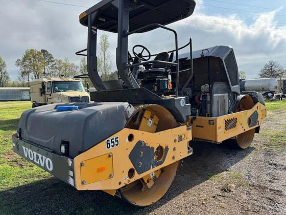 Volvo DD120C - Οδοστρωτήρας: φωτογραφία 1 Volvo DD120C - Οδοστρωτήρας: φωτογραφία 1