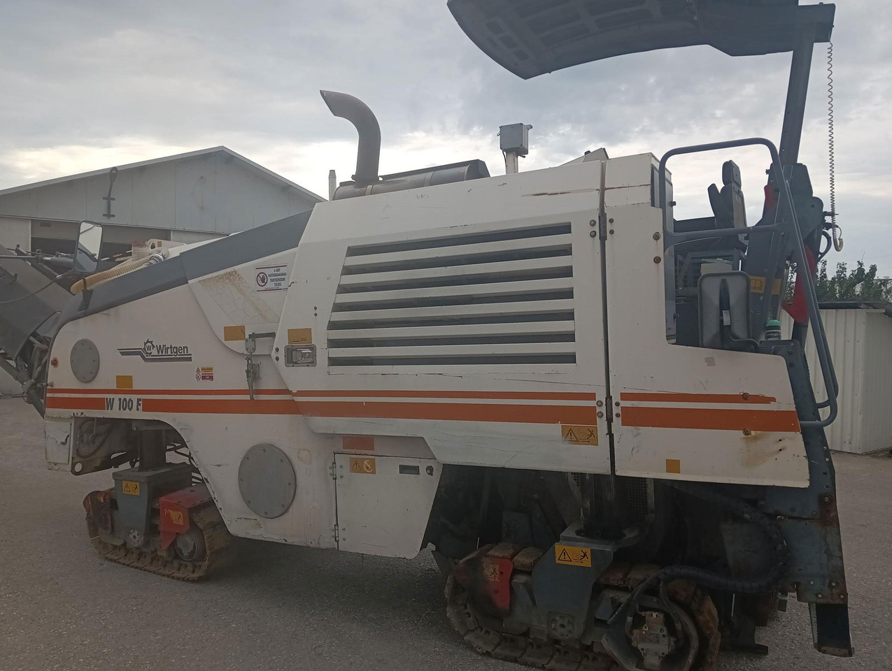 Wirtgen W 100 F - Φρέζα ασφάλτου: φωτογραφία 2 Wirtgen W 100 F - Φρέζα ασφάλτου: φωτογραφία 2