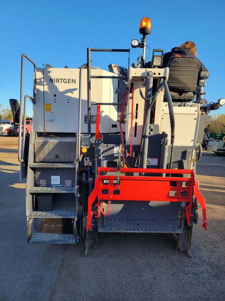 Wirtgen W 120 CFI - Φρέζα ασφάλτου: φωτογραφία 5 Wirtgen W 120 CFI - Φρέζα ασφάλτου: φωτογραφία 5