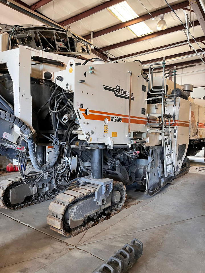 Wirtgen W 2000 - Φρέζα ασφάλτου: φωτογραφία 1 Wirtgen W 2000 - Φρέζα ασφάλτου: φωτογραφία 1