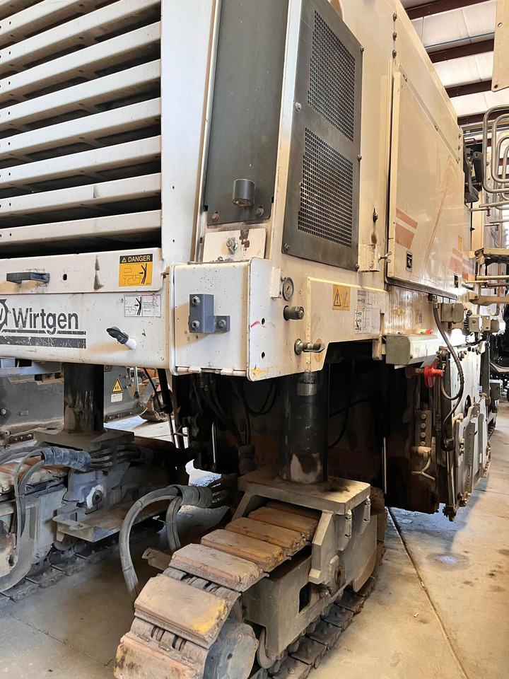 Wirtgen W 2000 - Φρέζα ασφάλτου: φωτογραφία 5 Wirtgen W 2000 - Φρέζα ασφάλτου: φωτογραφία 5