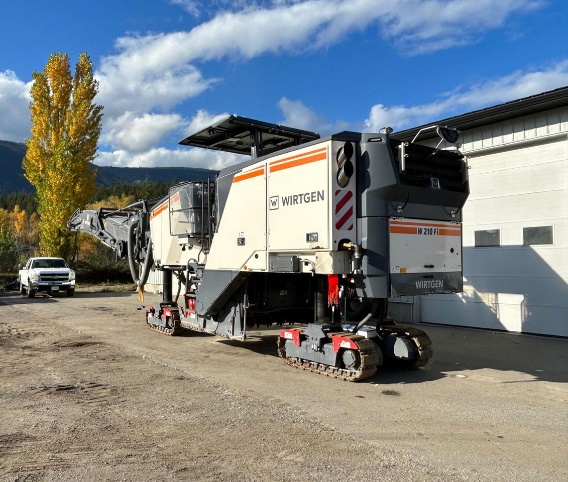 Wirtgen W 210 FI - Φρέζα ασφάλτου: φωτογραφία 4 Wirtgen W 210 FI - Φρέζα ασφάλτου: φωτογραφία 4