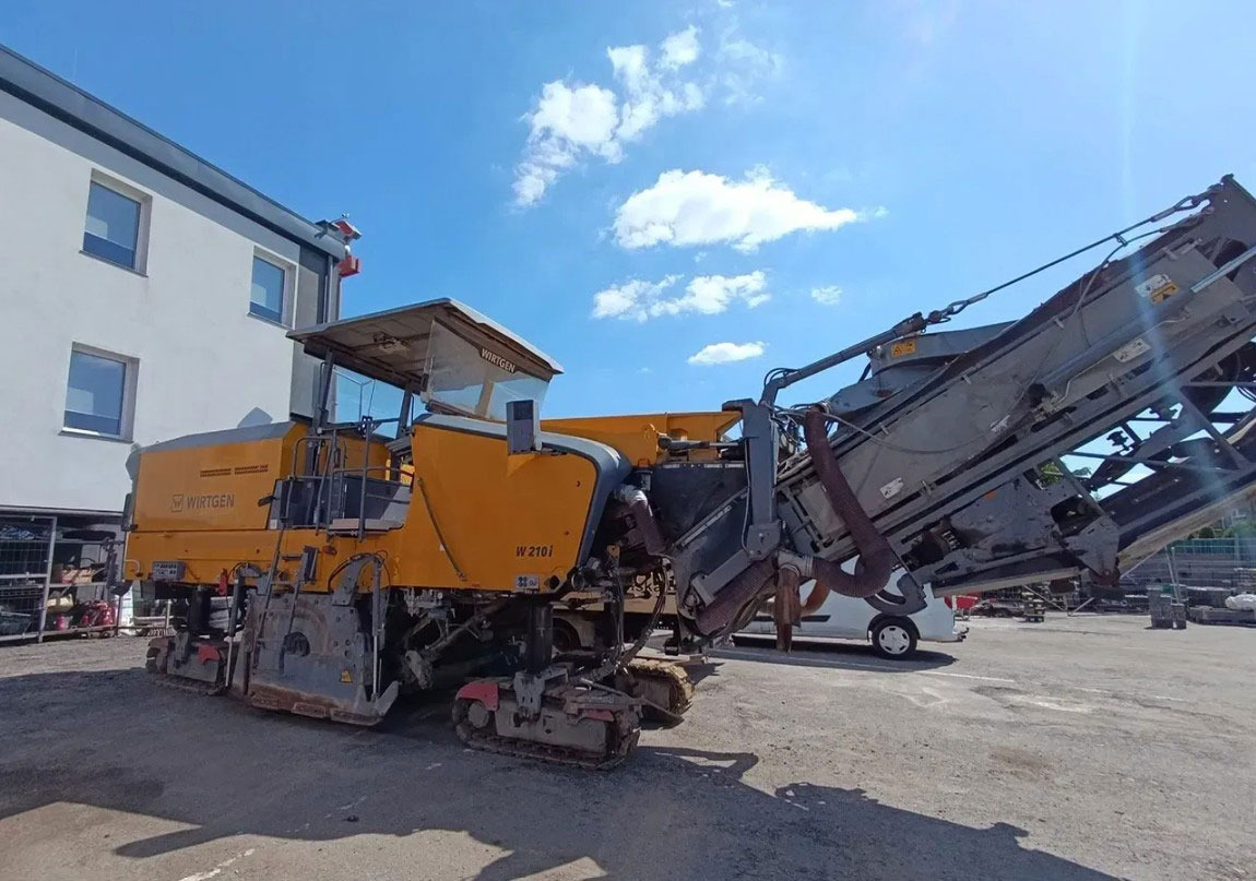 Wirtgen W 210 i - Φρέζα ασφάλτου: φωτογραφία 1 Wirtgen W 210 i - Φρέζα ασφάλτου: φωτογραφία 1