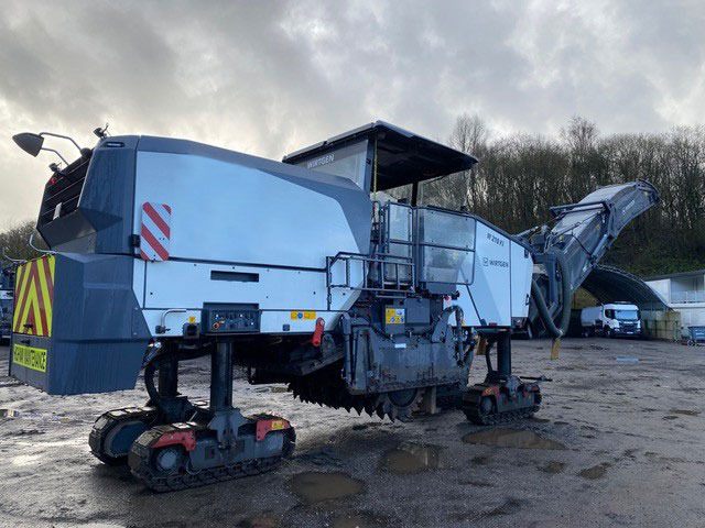 Wirtgen W 210 i - Φρέζα ασφάλτου: φωτογραφία 3 Wirtgen W 210 i - Φρέζα ασφάλτου: φωτογραφία 3