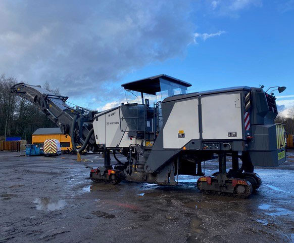 Wirtgen W 210 i - Φρέζα ασφάλτου: φωτογραφία 4 Wirtgen W 210 i - Φρέζα ασφάλτου: φωτογραφία 4