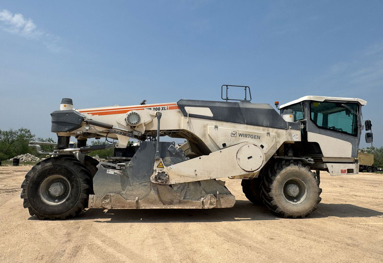 Wirtgen WR 200 XLI - Σταθεροποιητή εδάφους: φωτογραφία 1 Wirtgen WR 200 XLI - Σταθεροποιητή εδάφους: φωτογραφία 1