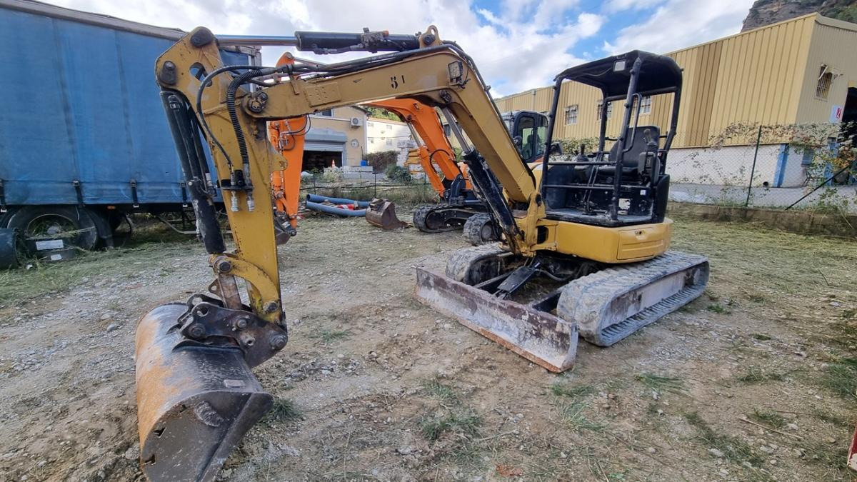 CATERPILLAR 305ECR - Μίνι εκσκαφέας: φωτογραφία 1 CATERPILLAR 305ECR - Μίνι εκσκαφέας: φωτογραφία 1