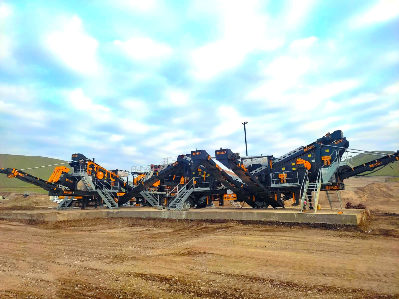 FABO Mobile crusher - Κινητός σπαστήρας: φωτογραφία 5 FABO Mobile crusher - Κινητός σπαστήρας: φωτογραφία 5