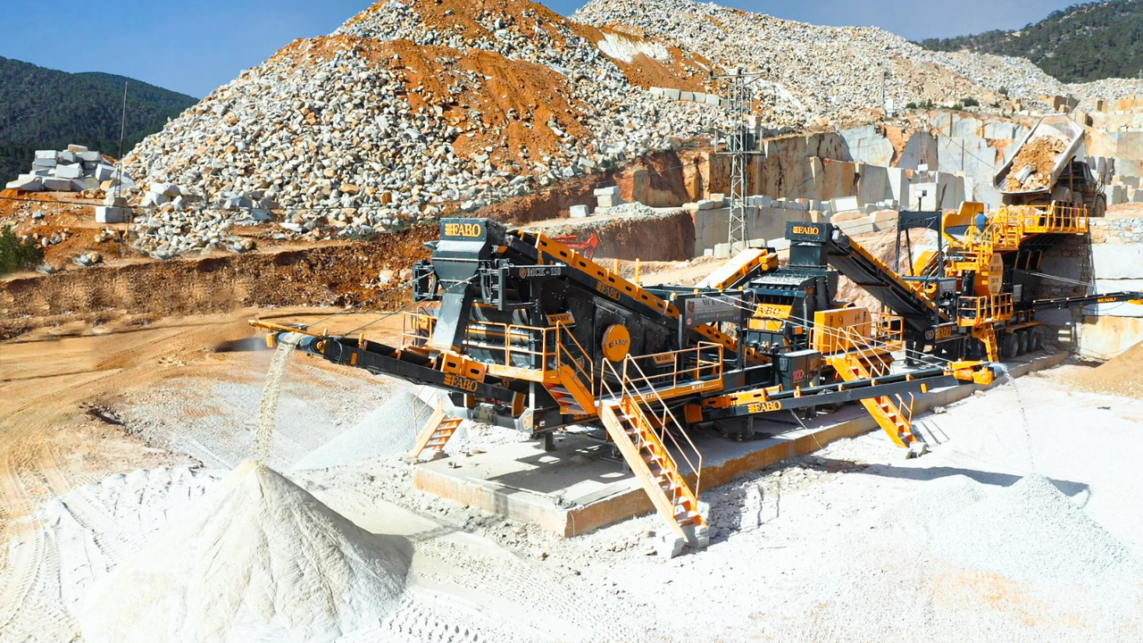 FABO mobile jaw crusher - Θραυστήρας σιαγόνων: φωτογραφία 2 FABO mobile jaw crusher - Θραυστήρας σιαγόνων: φωτογραφία 2