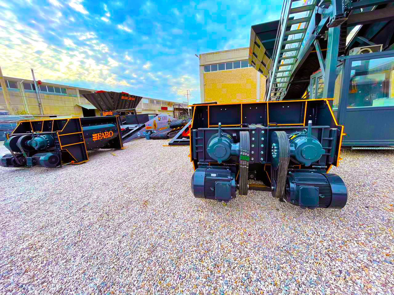 FABO twin shaft mixer - Μπετονιέρα: φωτογραφία 4 FABO twin shaft mixer - Μπετονιέρα: φωτογραφία 4