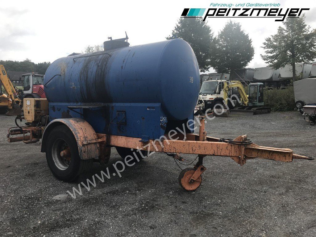 BATHE 1 Achs Anhänger Bitum / Teerkocher ST 5 E - 4,8 m³ zGG 9,5 t. - Ασφαλτοδιανομέας: φωτογραφία 4 BATHE 1 Achs Anhänger Bitum / Teerkocher ST 5 E - 4,8 m³ zGG 9,5 t. - Ασφαλτοδιανομέας: φωτογραφία 4