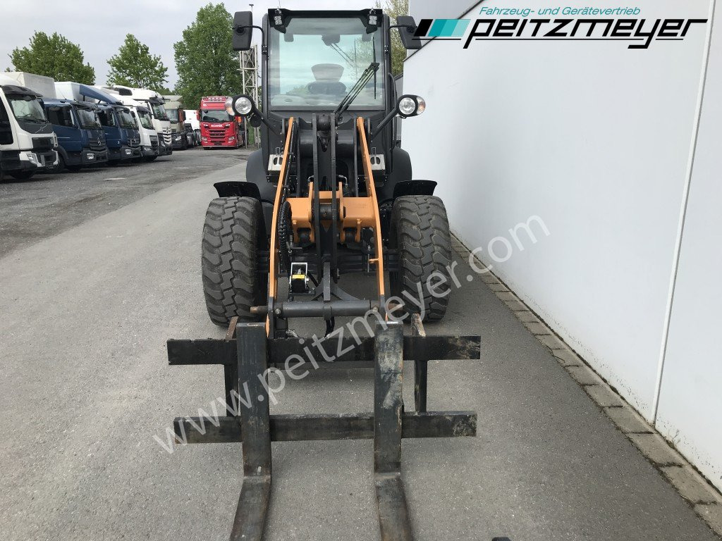 CASE Radlader 321 F 4 in 1 Schaufel + Palettengabel - Ελαστιχοφόρος φορτωτής: φωτογραφία 5 CASE Radlader 321 F 4 in 1 Schaufel + Palettengabel - Ελαστιχοφόρος φορτωτής: φωτογραφία 5