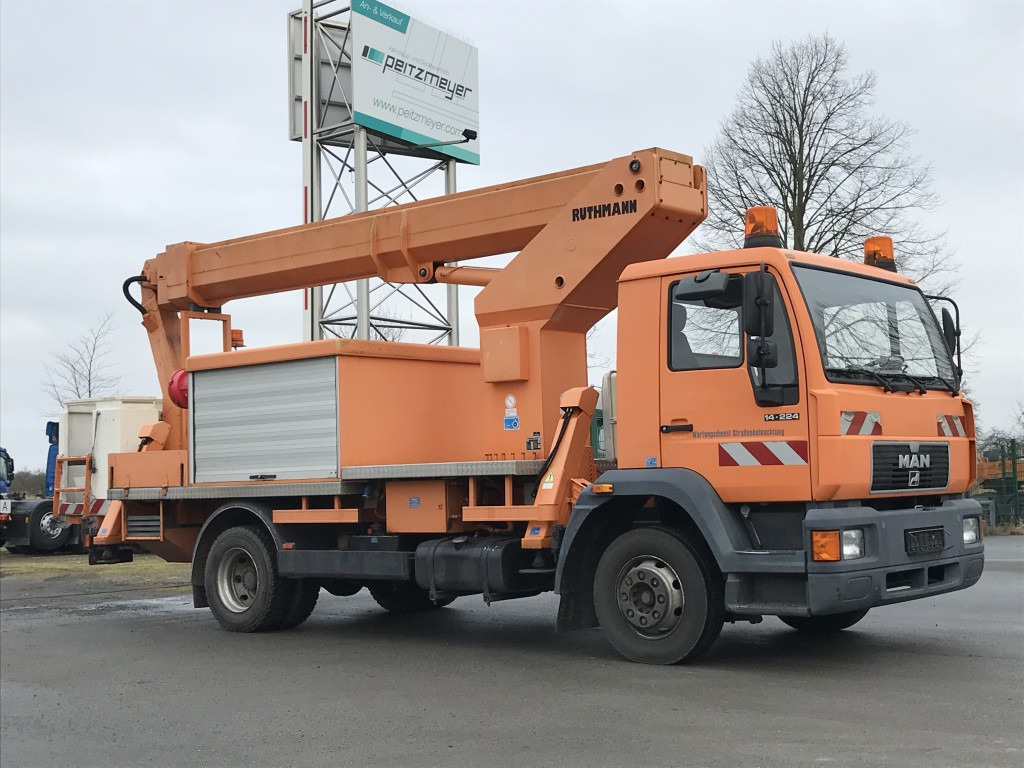 MAN L75 14.224 BB Ruthmann Hubarbeitsbühne T 225 - Φορτηγό με εναέρια πλατφόρμα: φωτογραφία 2 MAN L75 14.224 BB Ruthmann Hubarbeitsbühne T 225 - Φορτηγό με εναέρια πλατφόρμα: φωτογραφία 2