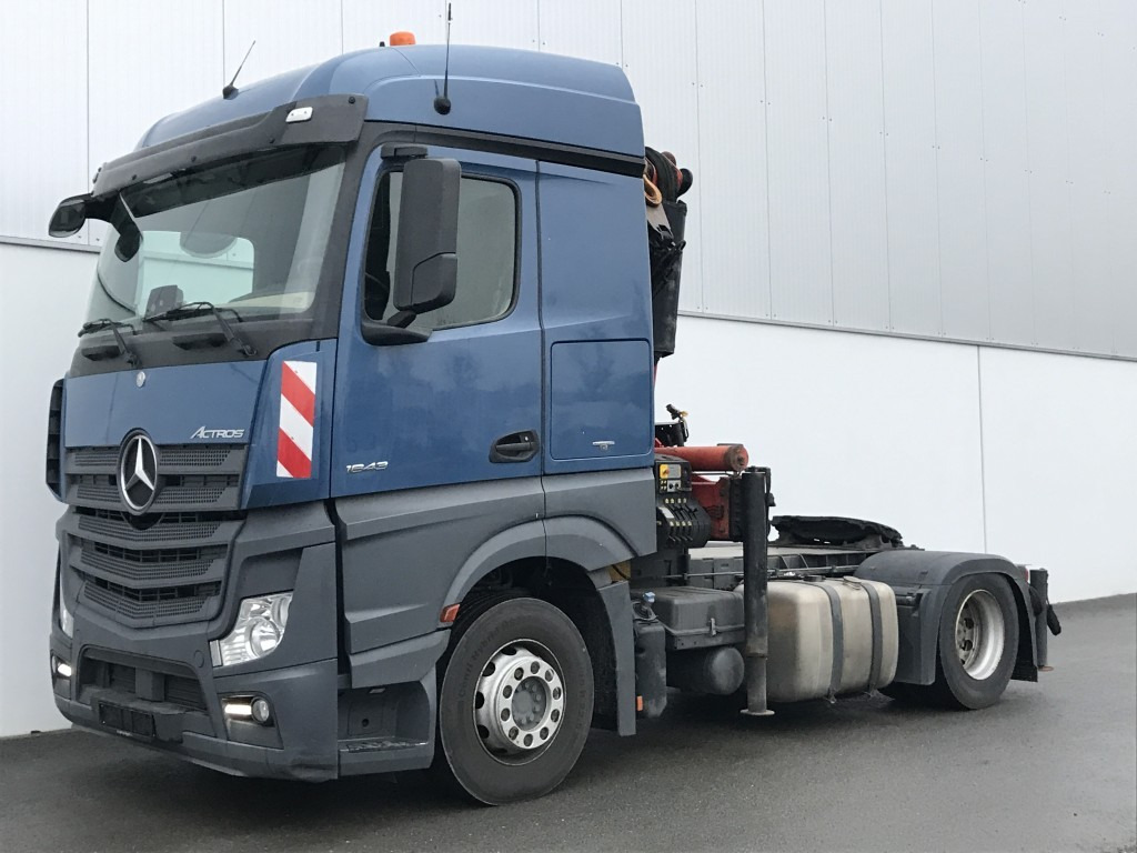 MERCEDES-BENZ Actros 1843 LS Kran Palfinger PK 23002 4 Punkt Abstützung - Τράκτορας: φωτογραφία 2 MERCEDES-BENZ Actros 1843 LS Kran Palfinger PK 23002 4 Punkt Abstützung - Τράκτορας: φωτογραφία 2