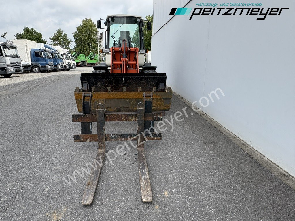 SCHAEFF RADLADER SKL 834 Palettengabel + Klappschaufel - Ελαστιχοφόρος φορτωτής: φωτογραφία 5 SCHAEFF RADLADER SKL 834 Palettengabel + Klappschaufel - Ελαστιχοφόρος φορτωτής: φωτογραφία 5