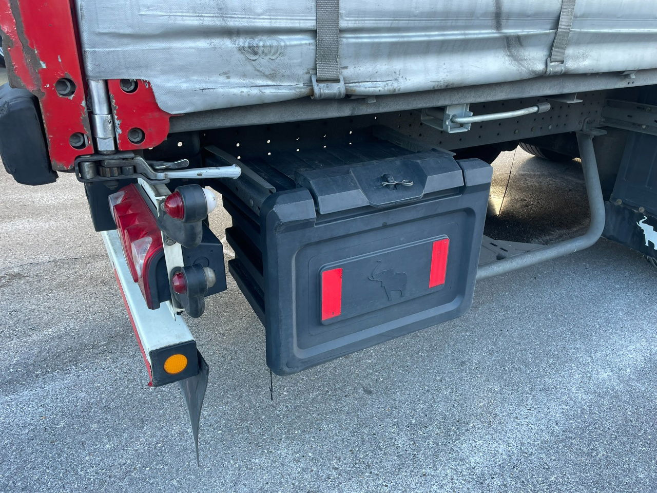 Schmitz Cargobull SCB-S3T EN 12642-XL / Allu borden / disc brakes / 2 x toolbox / tuf 4-2026 - Επικαθήμενο κουρτίνα: φωτογραφία 5 Schmitz Cargobull SCB-S3T EN 12642-XL / Allu borden / disc brakes / 2 x toolbox / tuf 4-2026 - Επικαθήμενο κουρτίνα: φωτογραφία 5