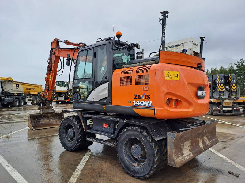 Hitachi ZX140WTB-6 (Topcon GPS + Engcon) - Τροχοφόρος εκσκαφέας: φωτογραφία 2 Hitachi ZX140WTB-6 (Topcon GPS + Engcon) - Τροχοφόρος εκσκαφέας: φωτογραφία 2