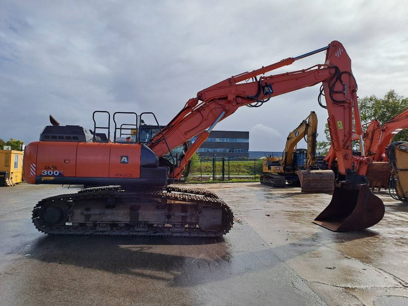 Hitachi ZX300LC-6 - Ερπυστριοφόρος εκσκαφέας: φωτογραφία 5 Hitachi ZX300LC-6 - Ερπυστριοφόρος εκσκαφέας: φωτογραφία 5