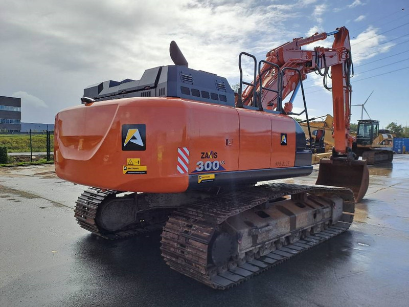 Hitachi ZX300LC-6 - Ερπυστριοφόρος εκσκαφέας: φωτογραφία 4 Hitachi ZX300LC-6 - Ερπυστριοφόρος εκσκαφέας: φωτογραφία 4