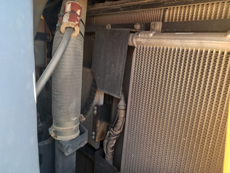 Μπουλντόζα Komatsu D155A-6R (4 Pcs available in Abu Dhabi): φωτογραφία 14