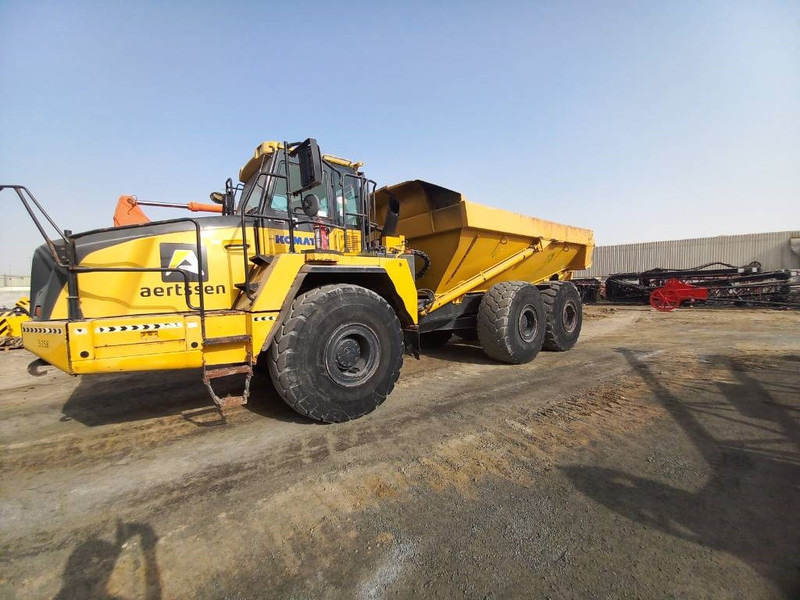 Komatsu HM400-3R (4 pcs available in Abu Dhabi) - Αρθρωτό φορτηγό: φωτογραφία 3 Komatsu HM400-3R (4 pcs available in Abu Dhabi) - Αρθρωτό φορτηγό: φωτογραφία 3