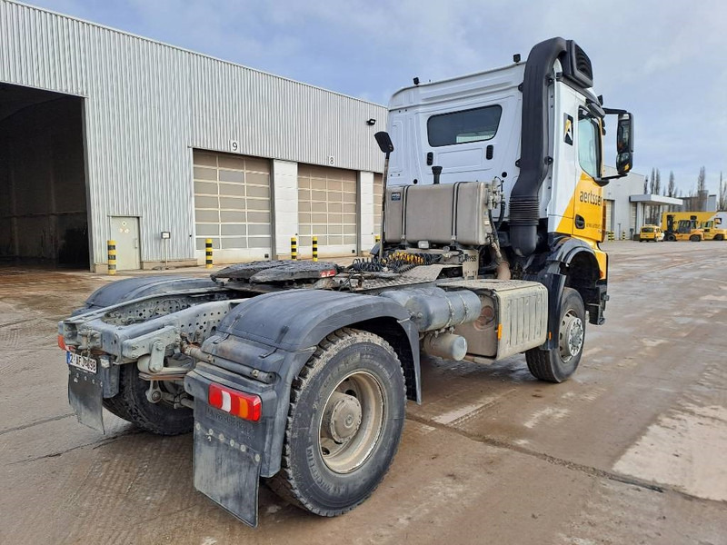 Mercedes-Benz Arocs 2045 - Τράκτορας: φωτογραφία 4 Mercedes-Benz Arocs 2045 - Τράκτορας: φωτογραφία 4