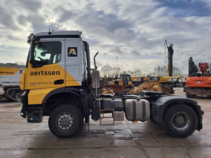Mercedes-Benz Arocs 2045 - Τράκτορας: φωτογραφία 1 Mercedes-Benz Arocs 2045 - Τράκτορας: φωτογραφία 1