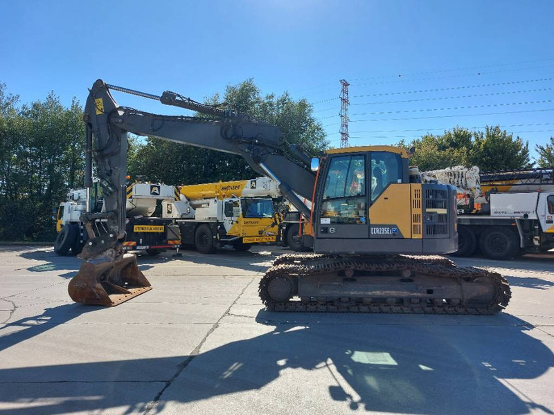 Volvo ECR 235 EL - Ερπυστριοφόρος εκσκαφέας: φωτογραφία 1 Volvo ECR 235 EL - Ερπυστριοφόρος εκσκαφέας: φωτογραφία 1