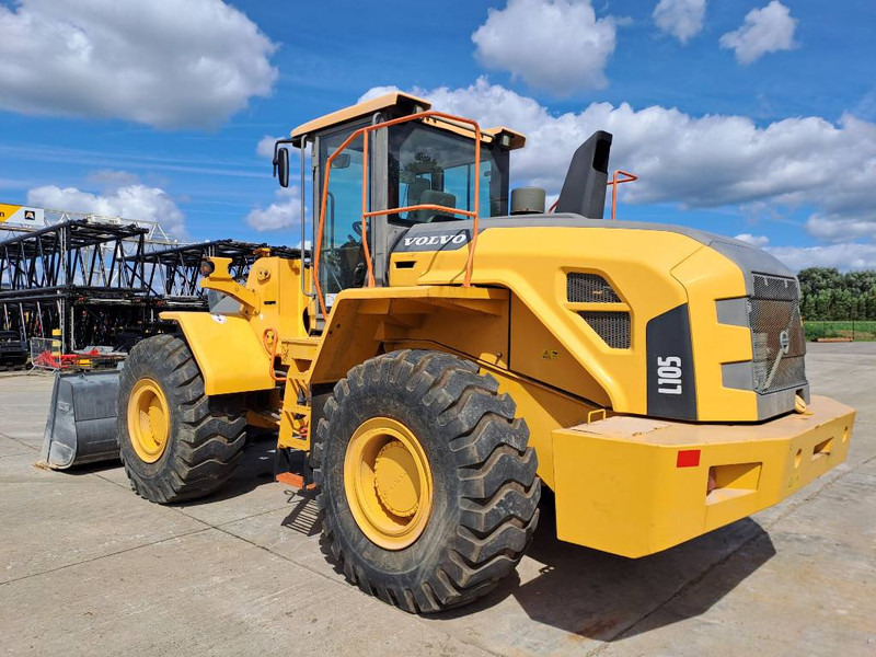 Volvo L 105 - Ελαστιχοφόρος φορτωτής: φωτογραφία 2 Volvo L 105 - Ελαστιχοφόρος φορτωτής: φωτογραφία 2
