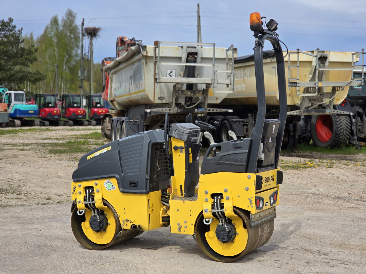 BOMAG BW80-AD5 - Μικρος ασφαλτικός οδοστρωτήρας: φωτογραφία 5 BOMAG BW80-AD5 - Μικρος ασφαλτικός οδοστρωτήρας: φωτογραφία 5