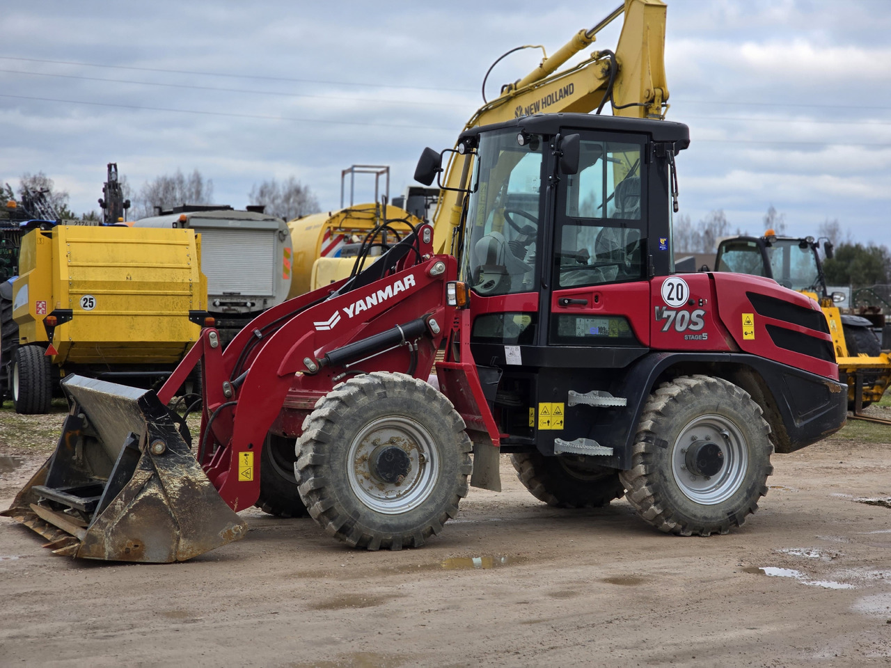 YANMAR V70S - Ελαστιχοφόρος φορτωτής: φωτογραφία 3 YANMAR V70S - Ελαστιχοφόρος φορτωτής: φωτογραφία 3